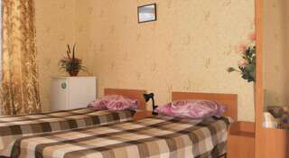Гостиница Oтель Причал-Приморский Приморский Улучшенный двухместный номер с 2 отдельными кроватями-8