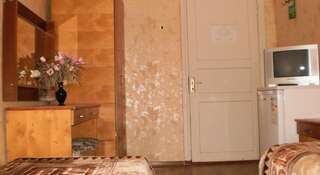 Гостиница Oтель Причал-Приморский Приморский Двухместный номер эконом-класса с 2 отдельными кроватями-3